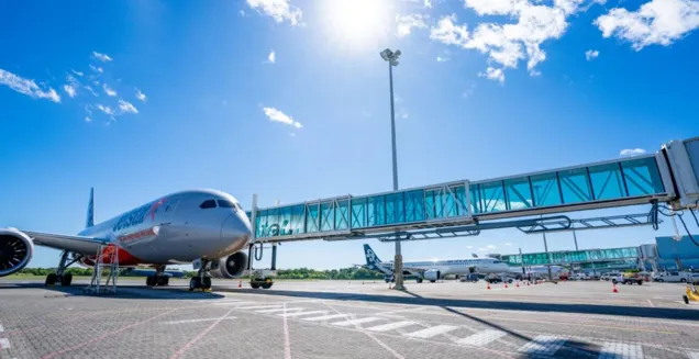 Cairns Airport airbridge to a plane